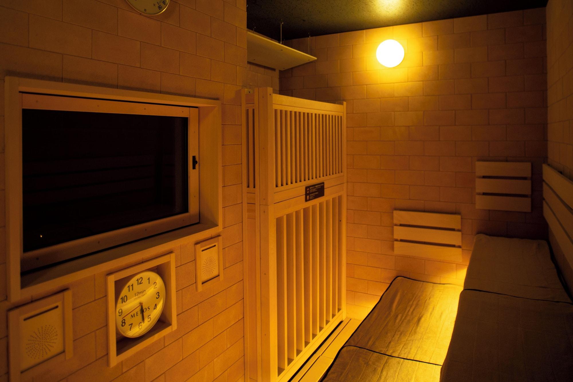 Spa Dormy Inn Nagasakiekimae Hot Springs