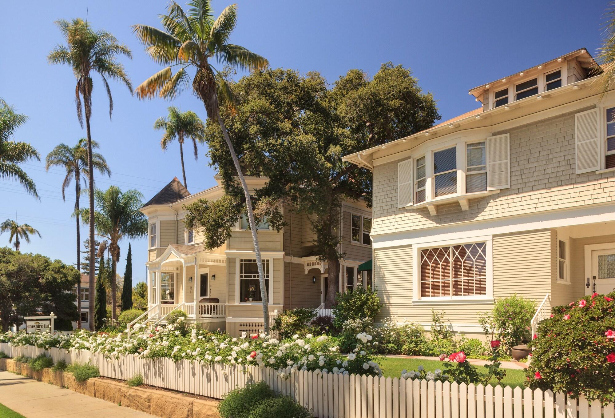 Varios Cheshire Cat Inn & Cottages