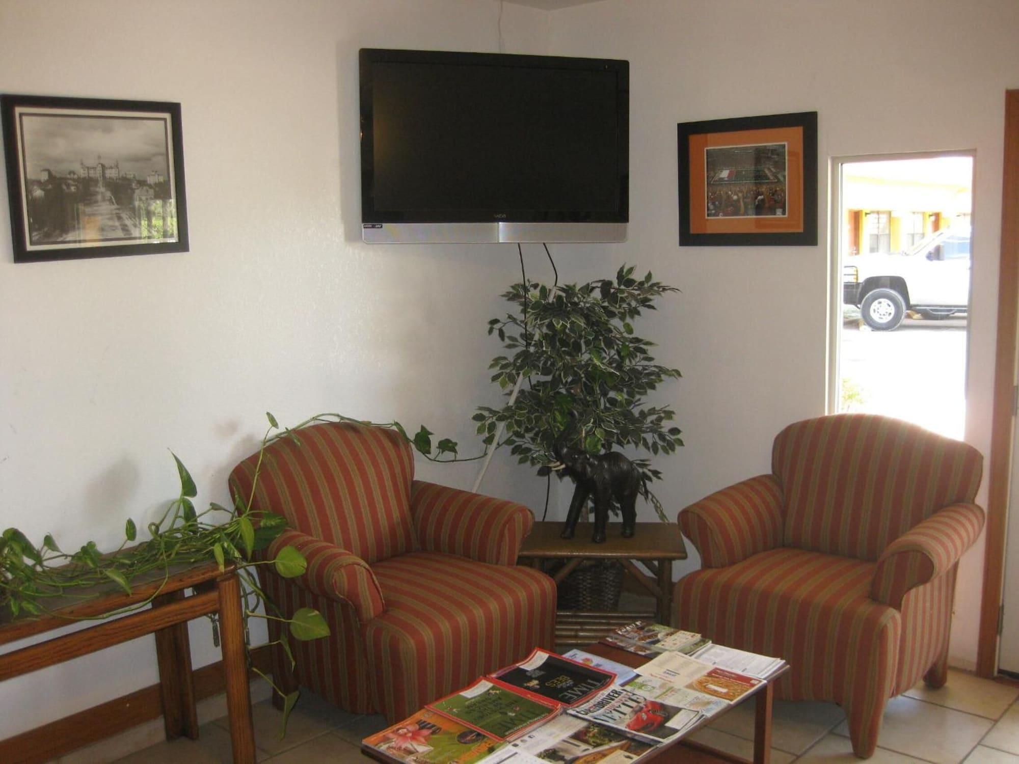 Vista Lobby The Heart of Texas Motel