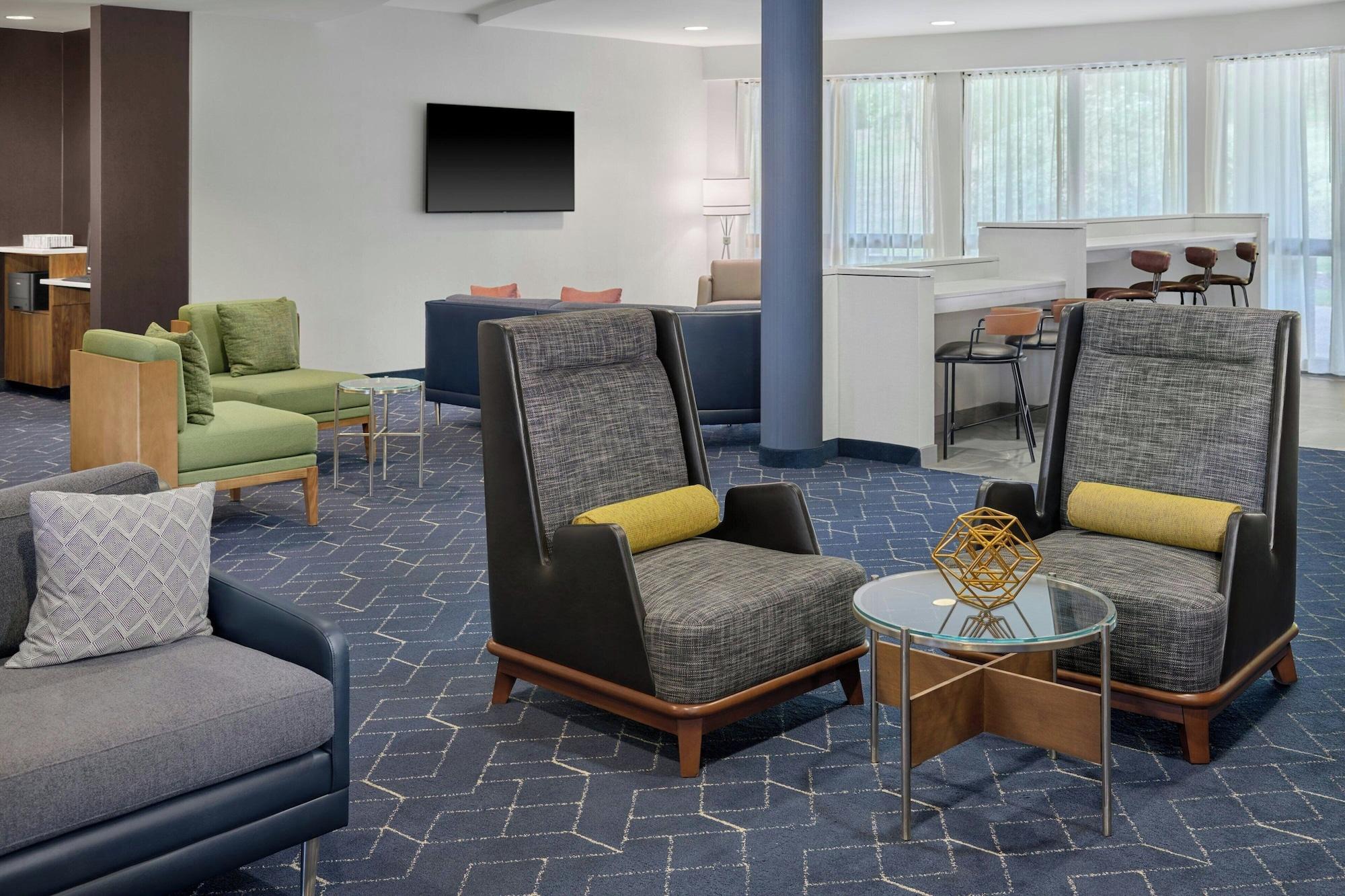 Vista Lobby Courtyard by Marriott Kansas City Shawnee