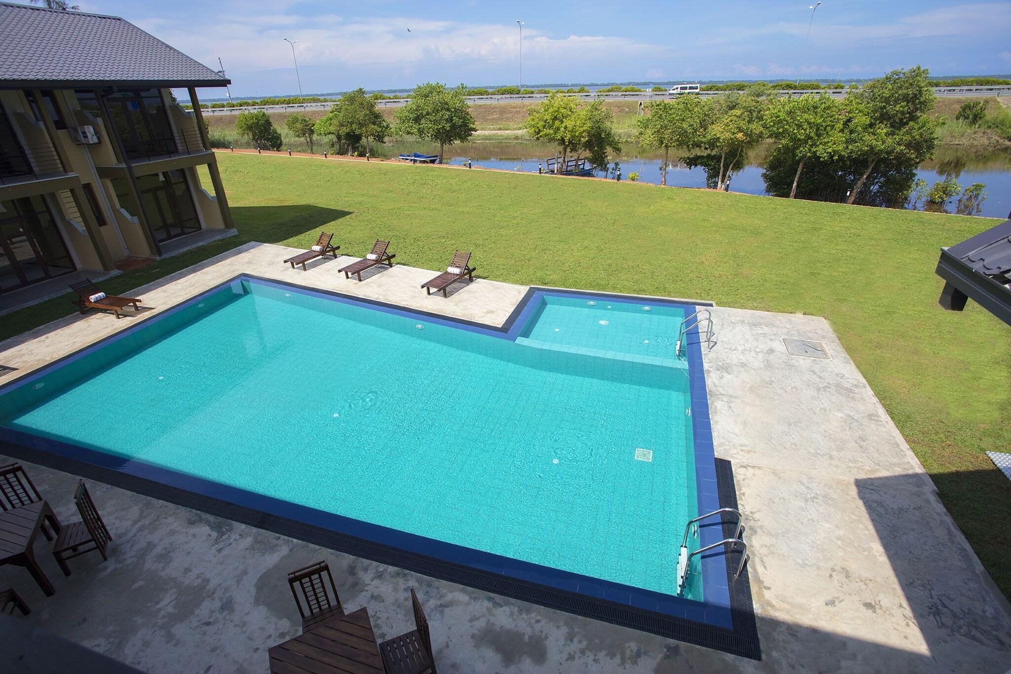 Vista Piscina Amora Lagoon