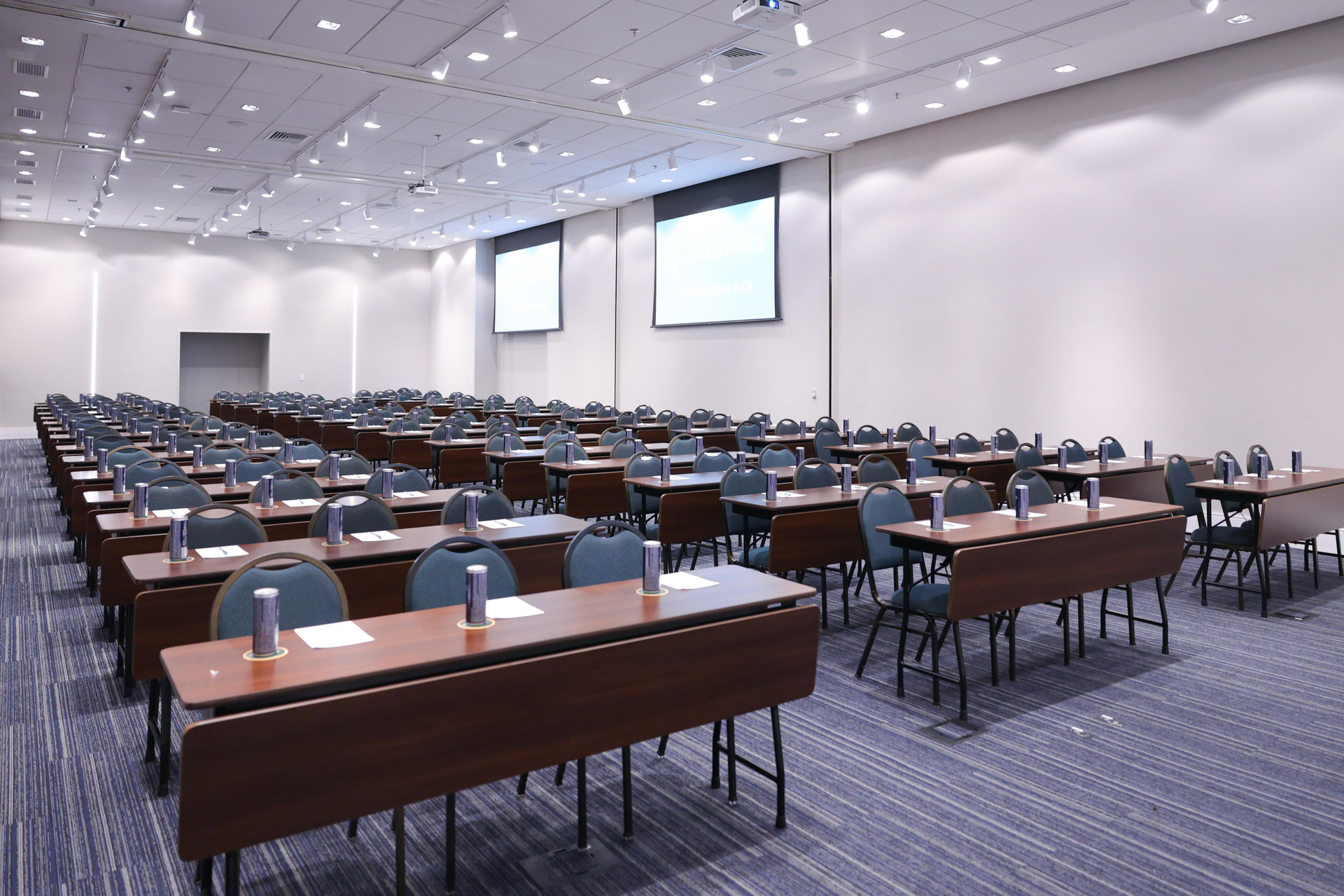 Sala de Reuniones Transamerica Prime International Plaza