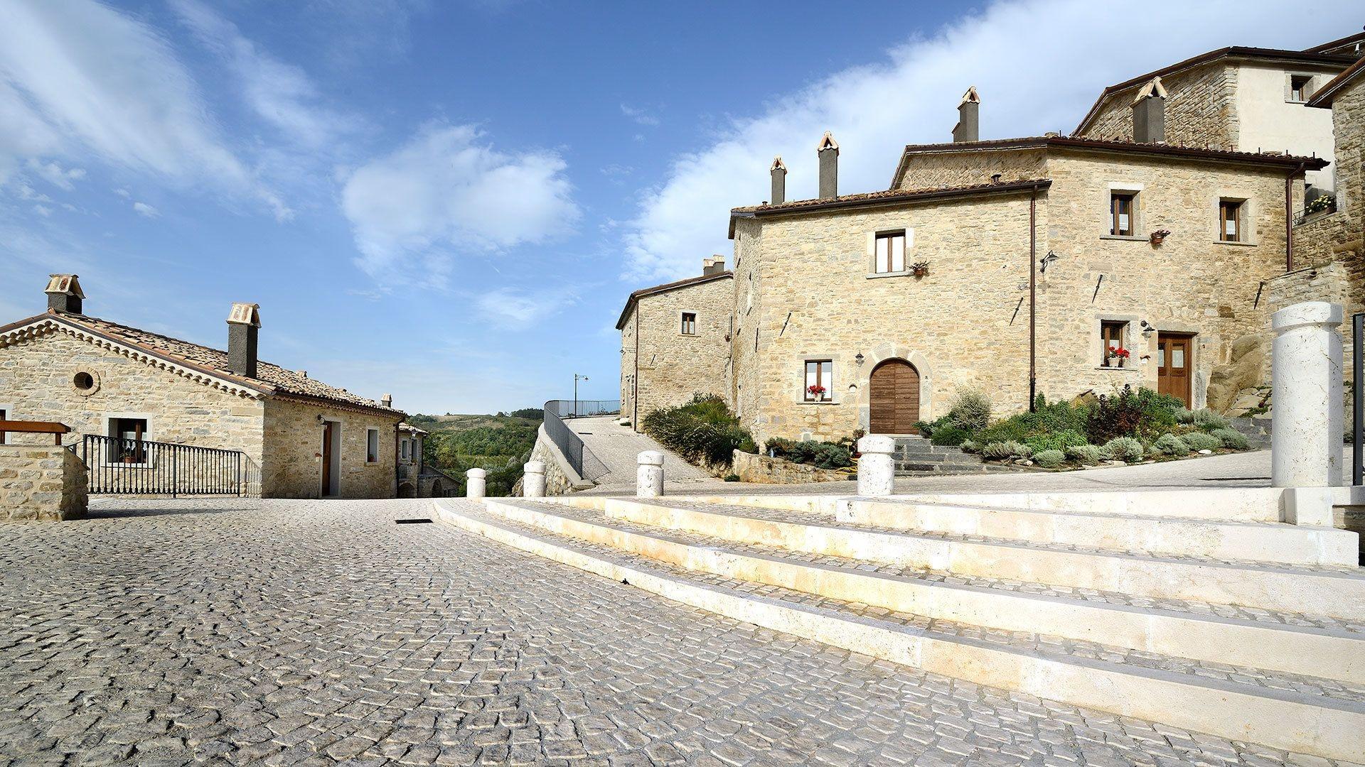 Vista Exterior Borgotufi Albergo Diffuso