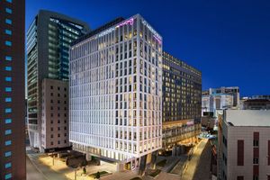 Paquete - Moxy Seoul Myeongdong