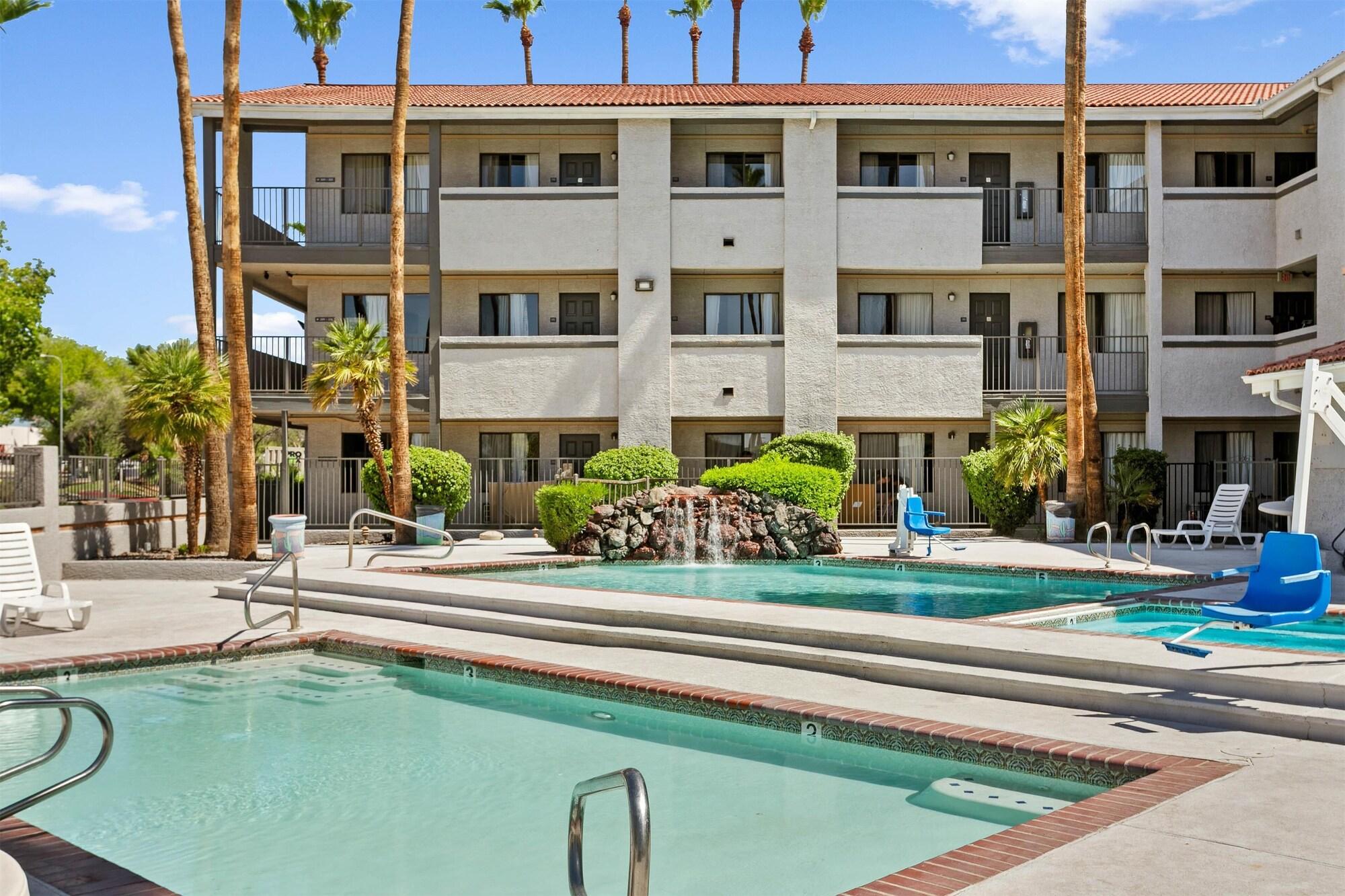 Varios Motel 6 Tempe, AZ – Elliot Road