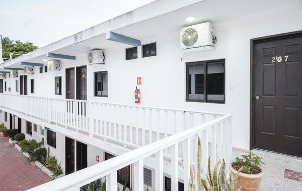 Hotel Quiam - Hoteles en Playa del Carmen, México