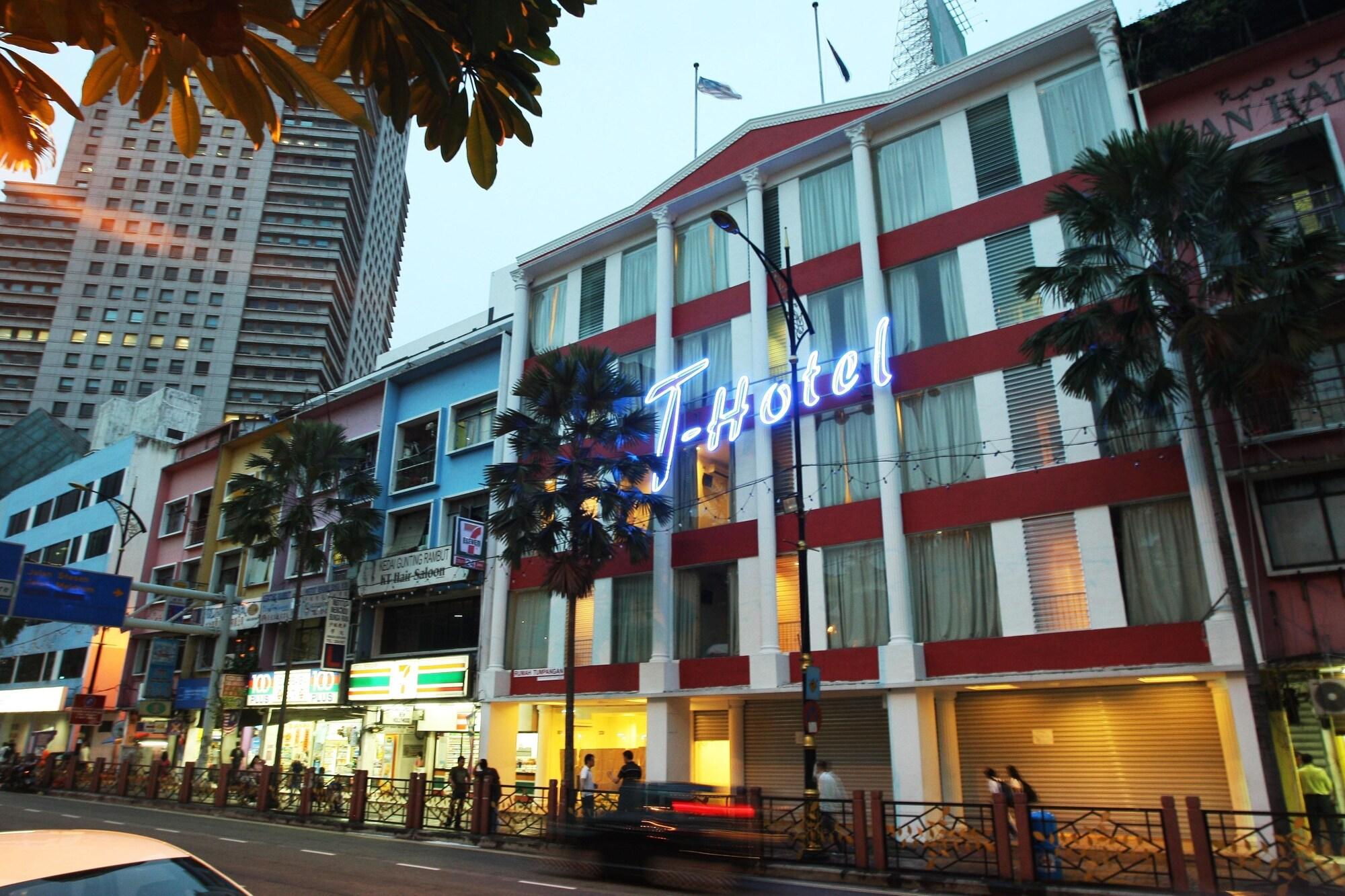 Vista Exterior T Hotel Johor Bahru