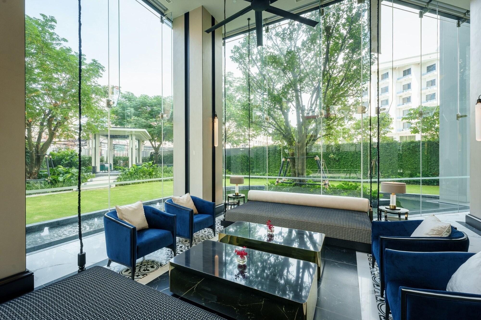 Vista Lobby Somerset Pattaya