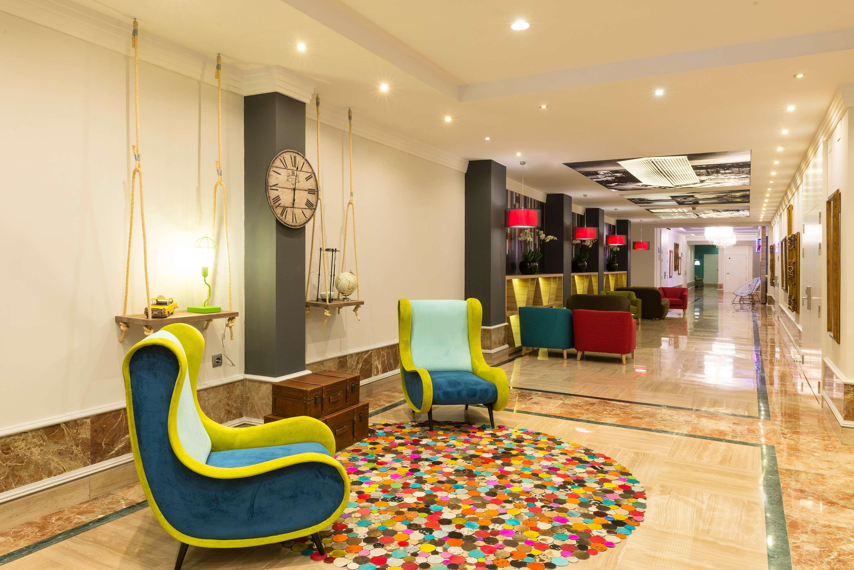 Vista Lobby Hotel Madrid Leganés