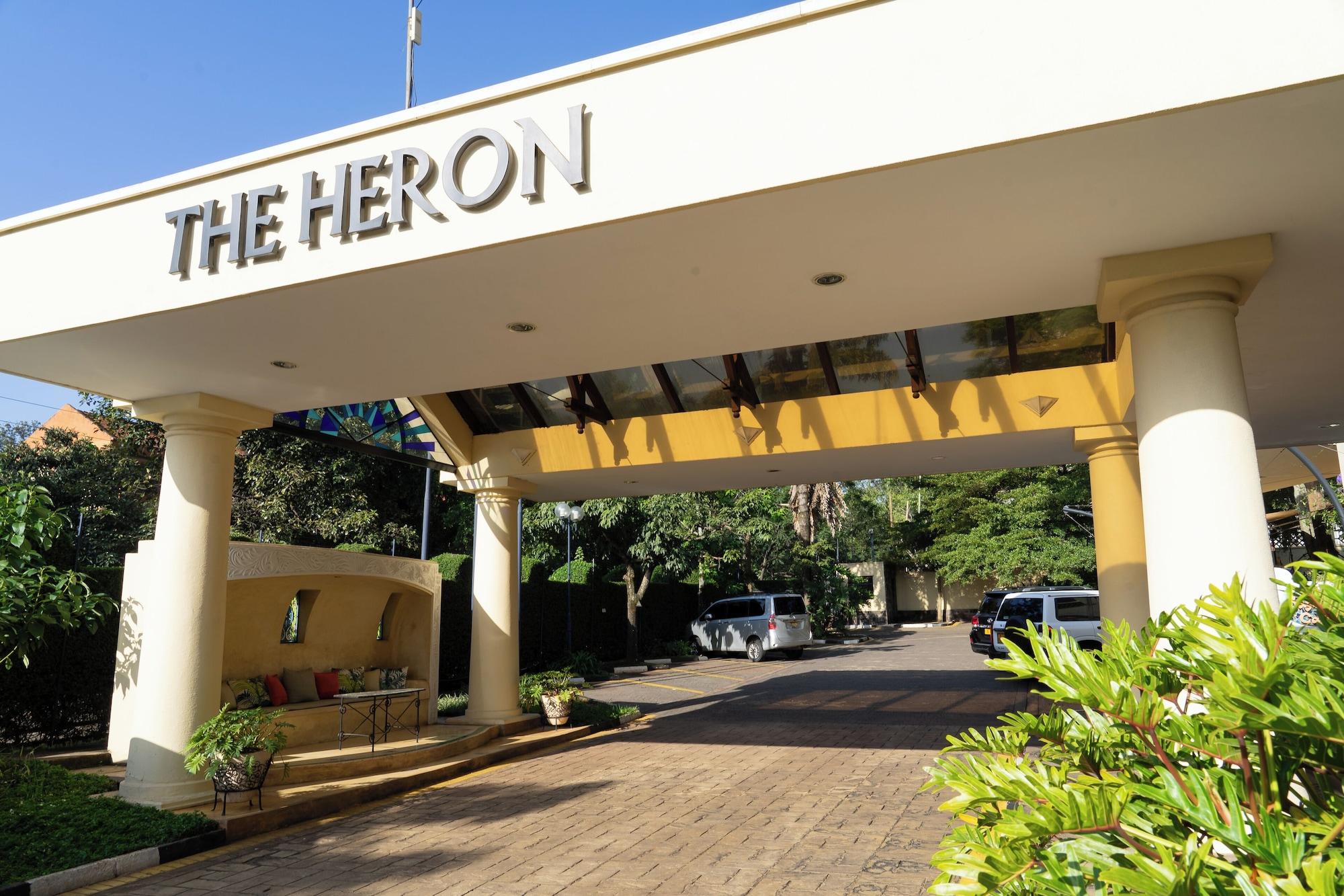 Vista Exterior The Heron By Sarovar Portico India