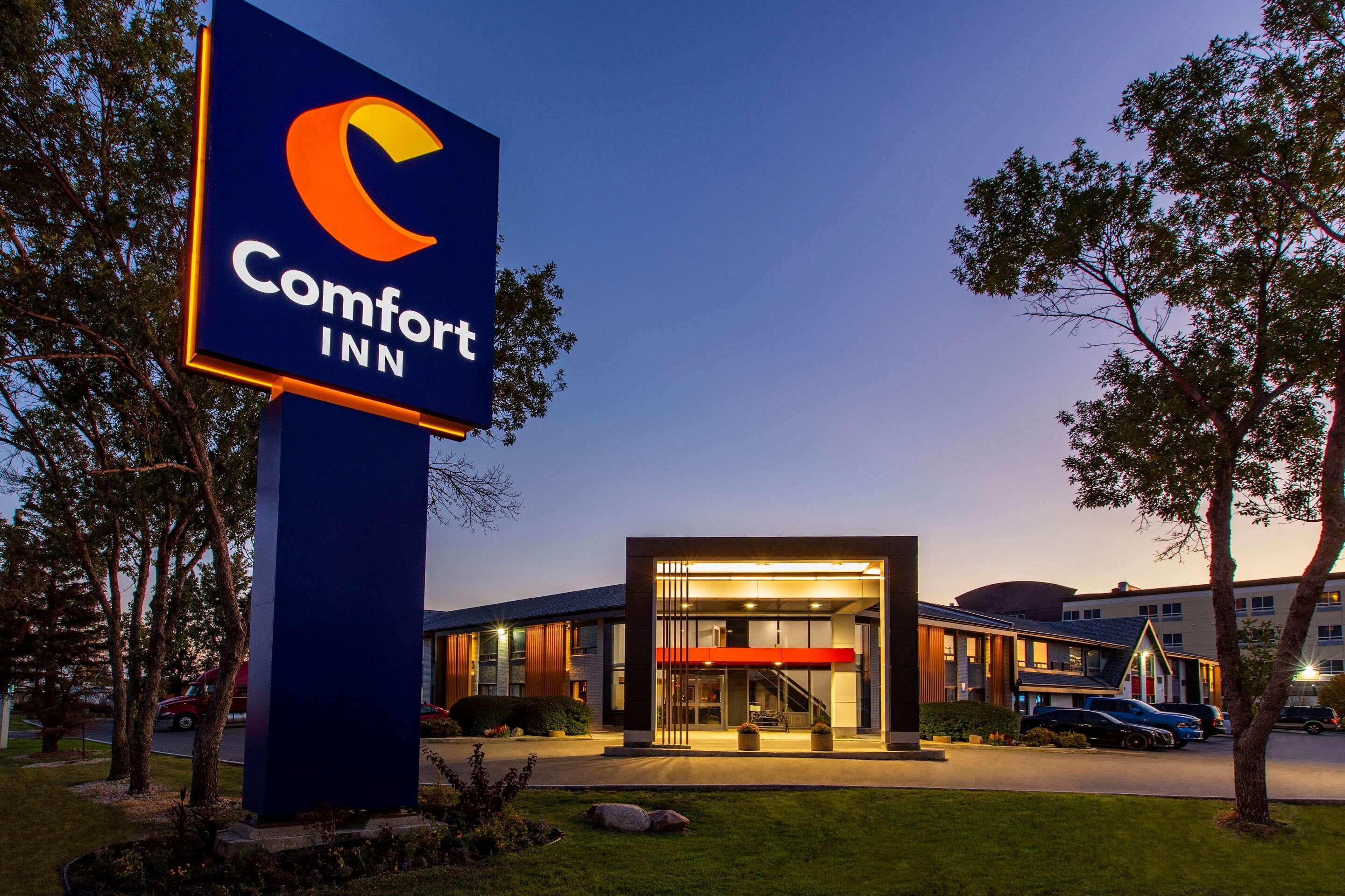 Varios Comfort Inn Winnipeg Airport