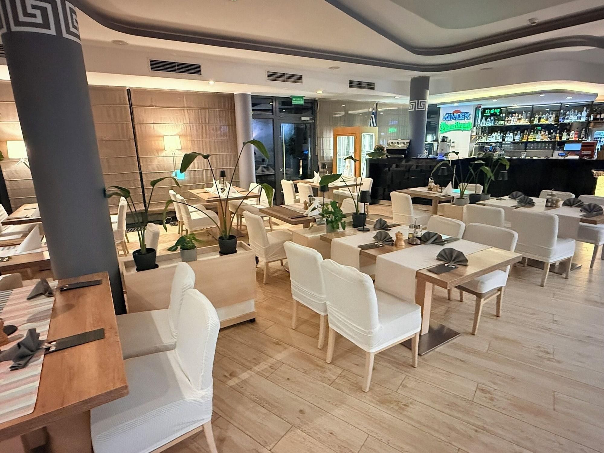 Restaurant Hotel Astone Conference & SPA