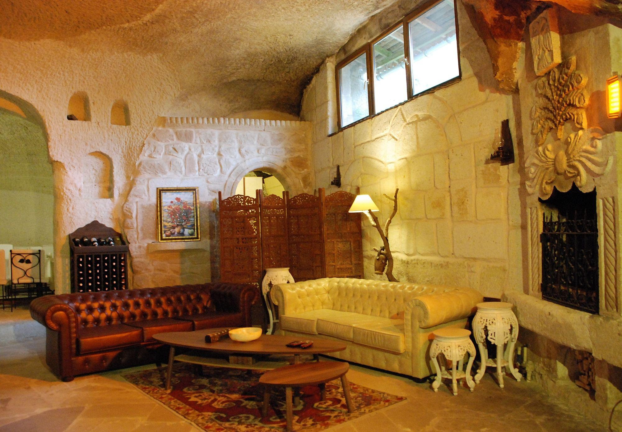 Vista Lobby The Village Cave Hotel