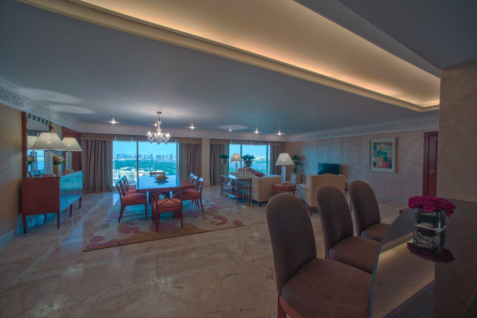 Vista Lobby Grand Hyatt Dubai