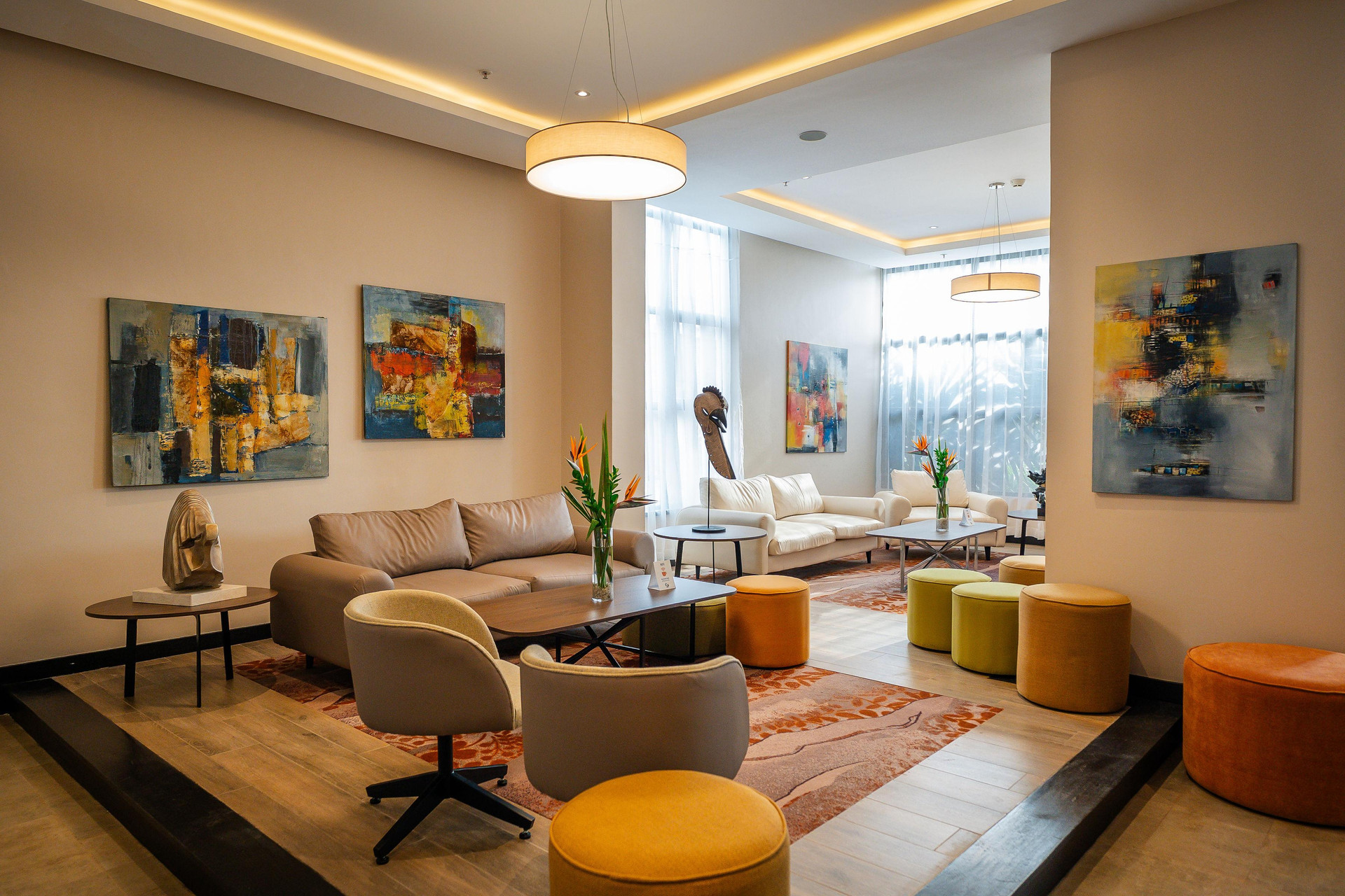 Vista Lobby Trademark Suites At Enaki Town