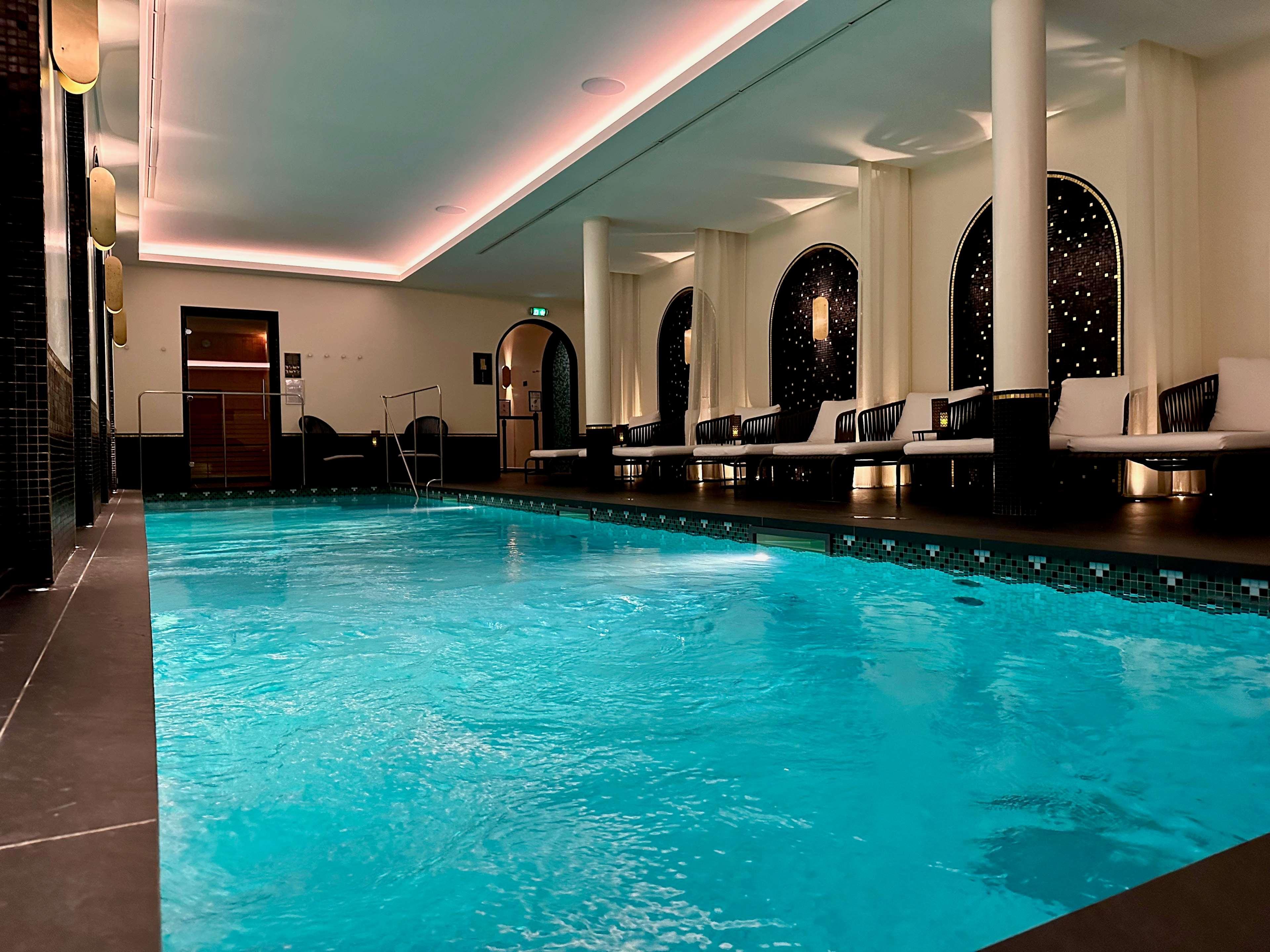 Vista Piscina Best Western Plus Crystal, Hotel & Spa