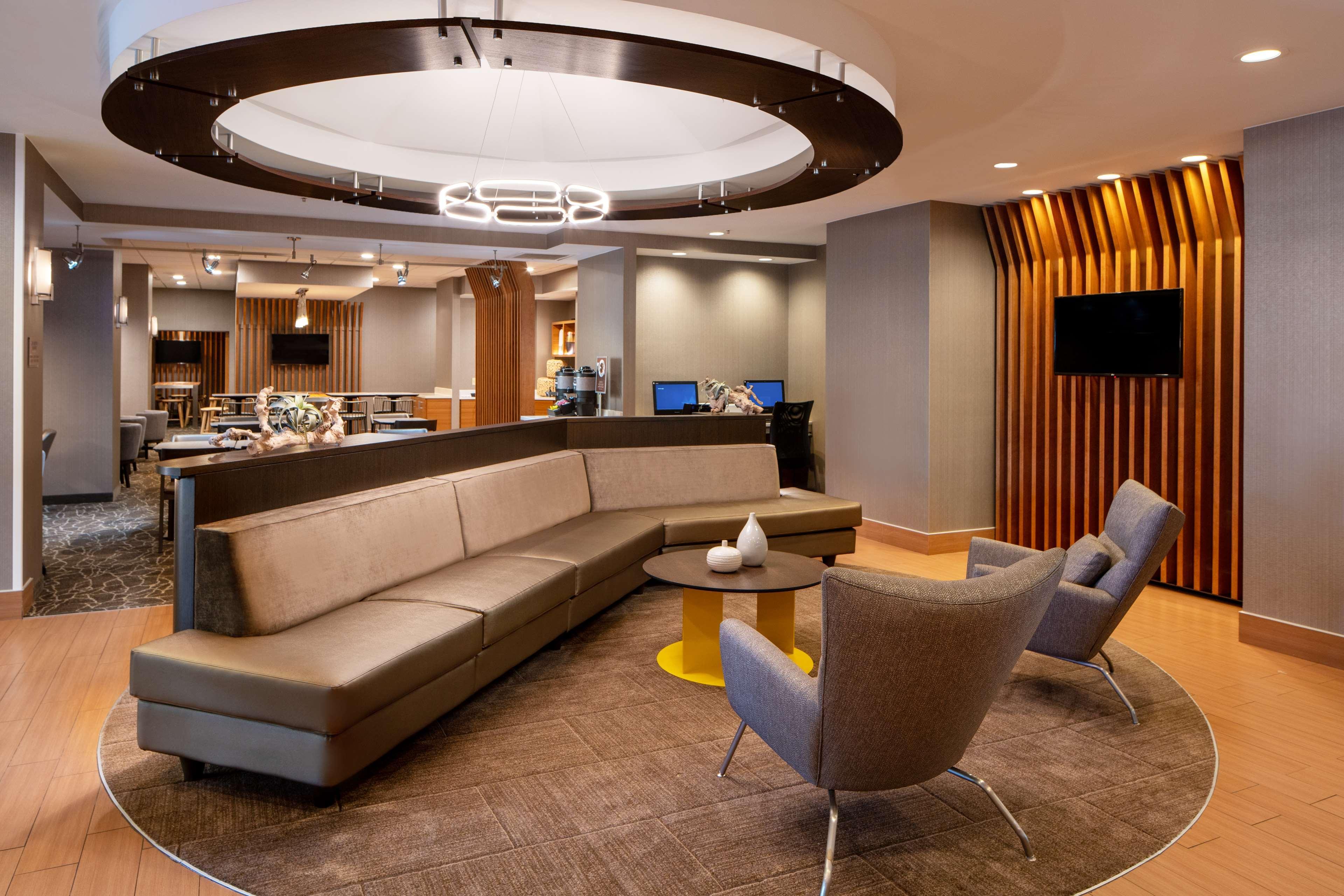 Vista Lobby Sonesta Select Nashville Airport Suites
