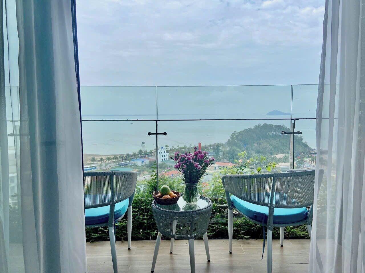 Varios Hotel Sea View