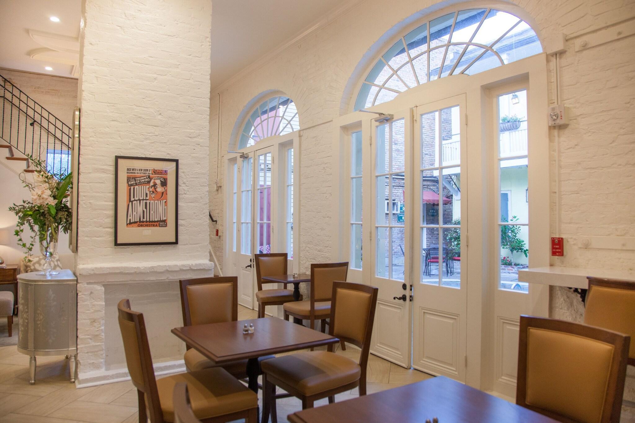 Restaurant Hotel St. Pierre, a French Quarter Inns Hotel