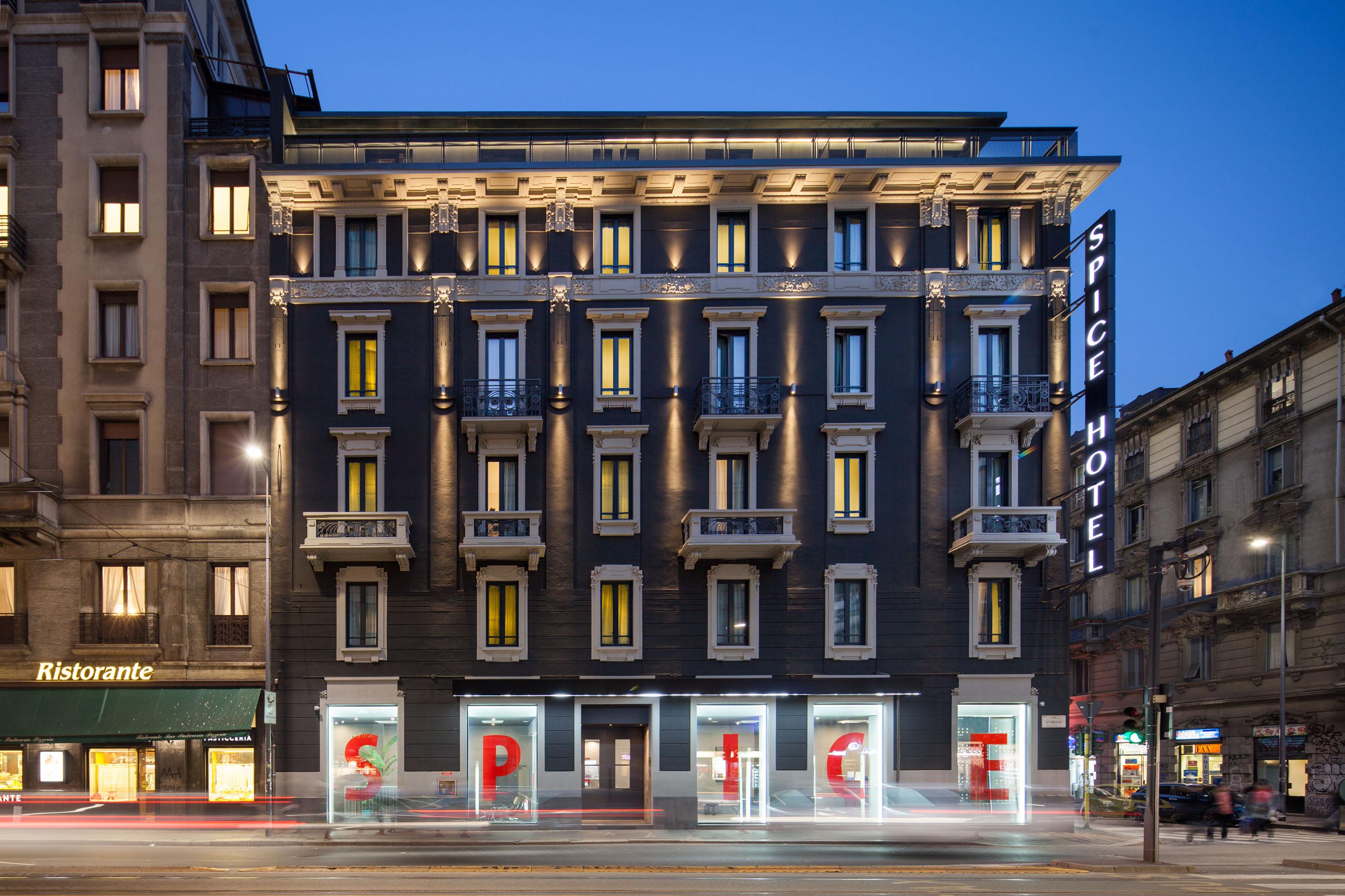 Vista Exterior Spice Hotel Milano