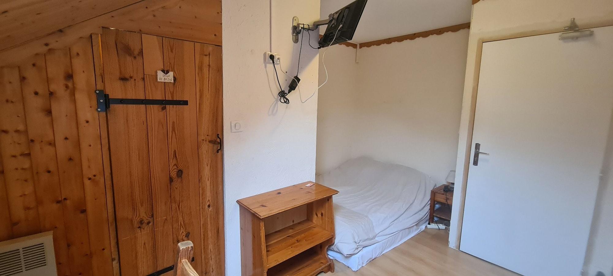 Varios Chalet 1200