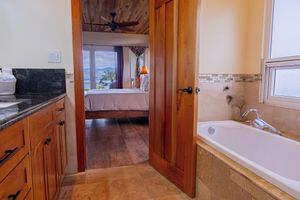 Alquiler Vacacional - Charming Tropical Paradise, 3-bedroom Villa in marvelous Nuevo Arenal