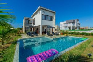Alquiler Temporario - Casa 224 de Alto Padrão com piscina em Sauípe