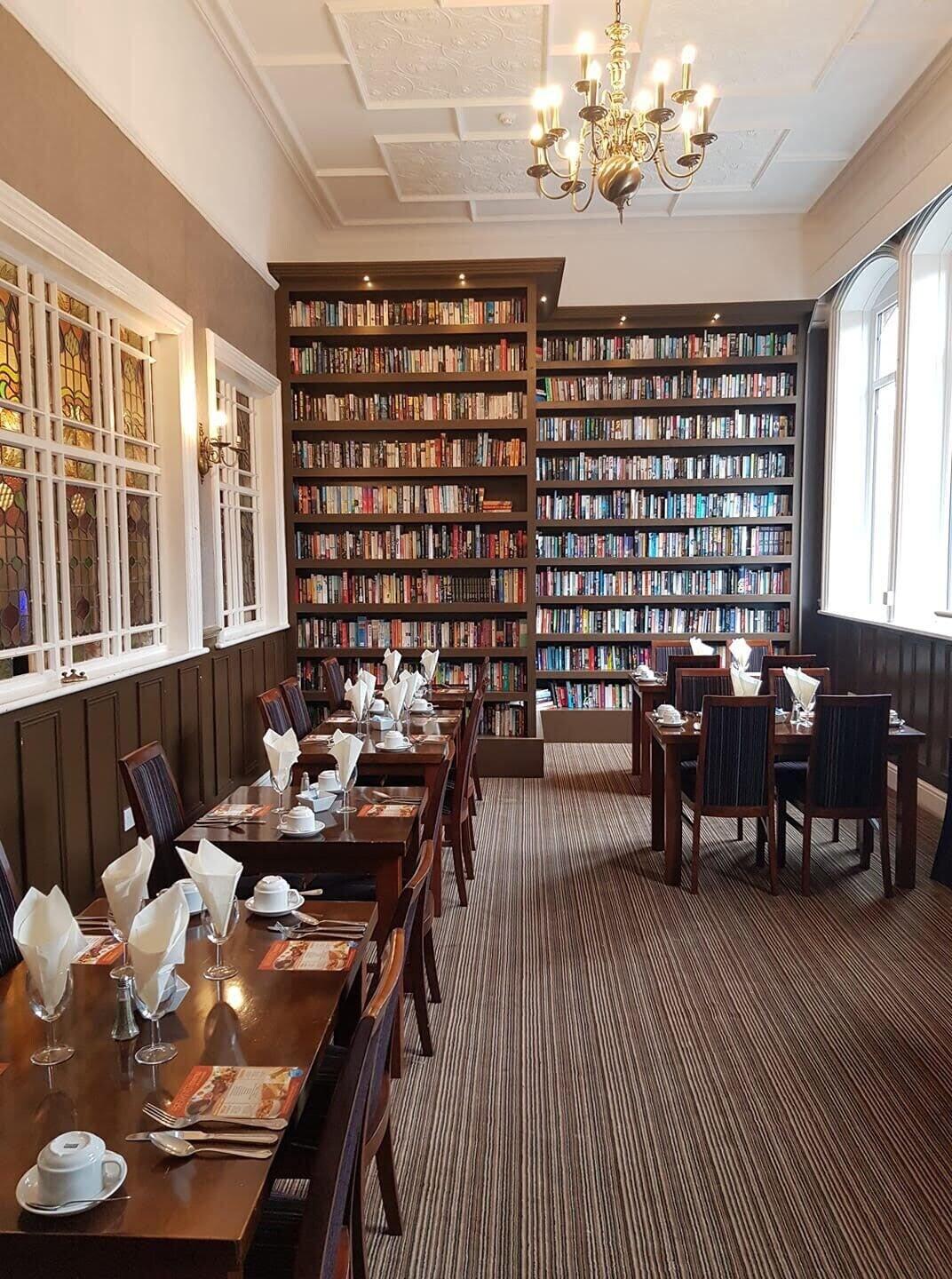 Varios The Royal Hotel