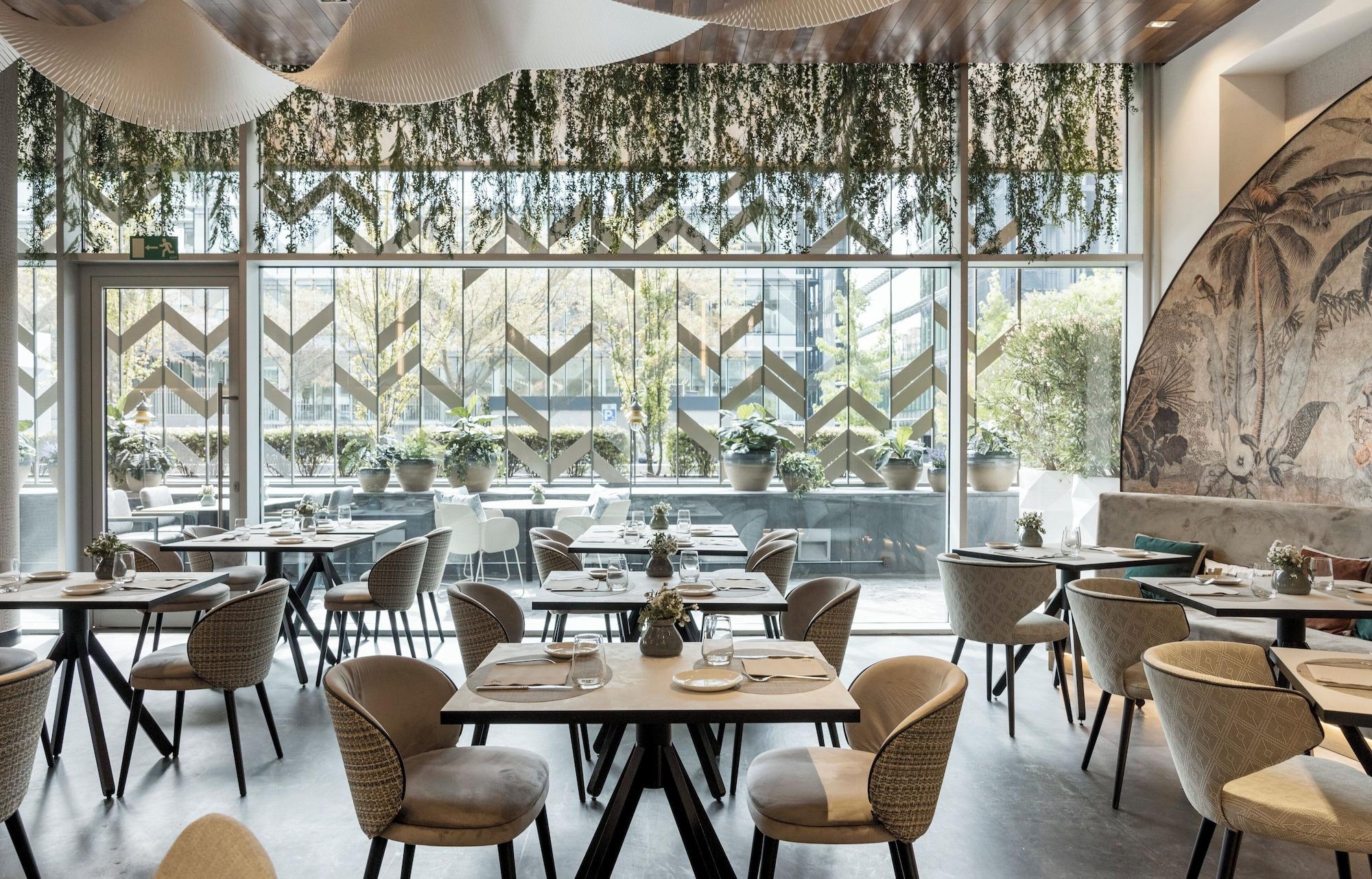 Restaurant Hotel ILUNION Atrium