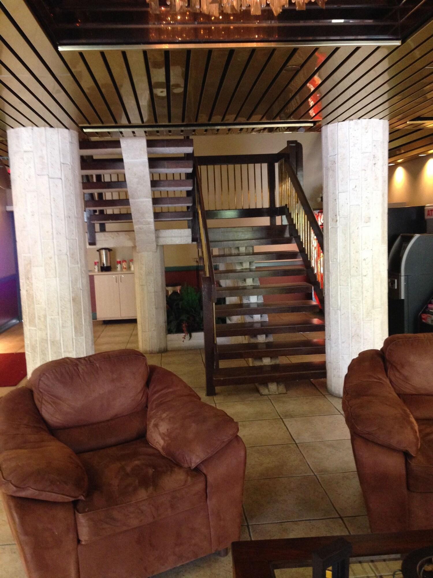 Vista Lobby Miami Princess Hotel