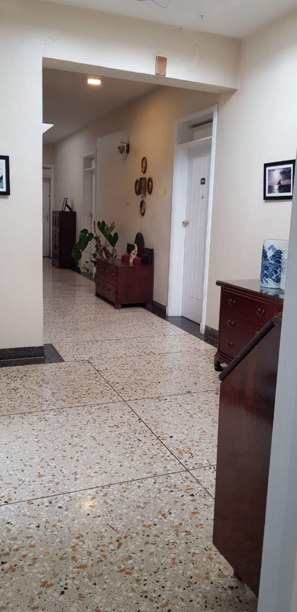 Varios AIN Guest House