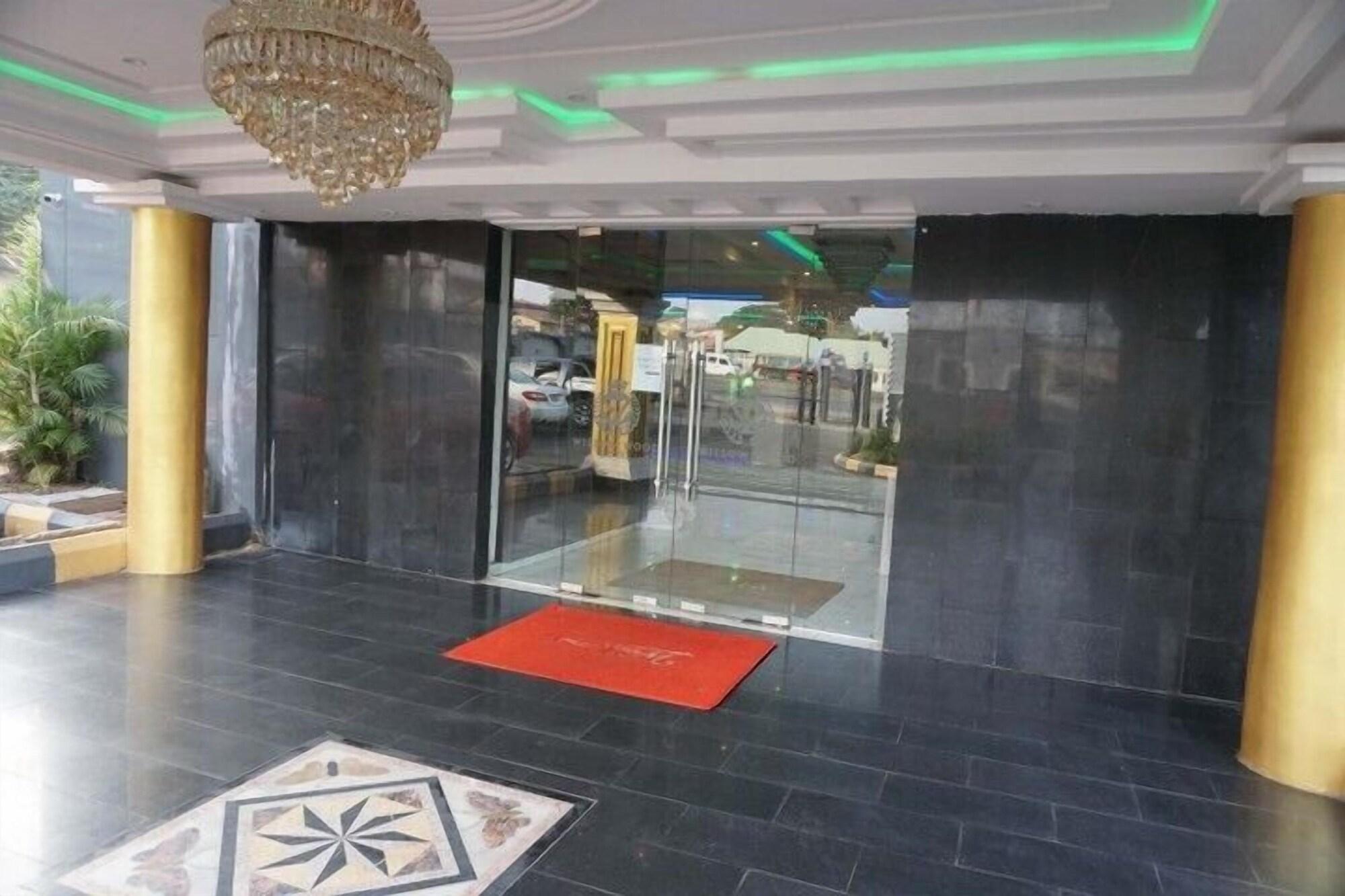 Vista Exterior Willowwood Hotel Owerri