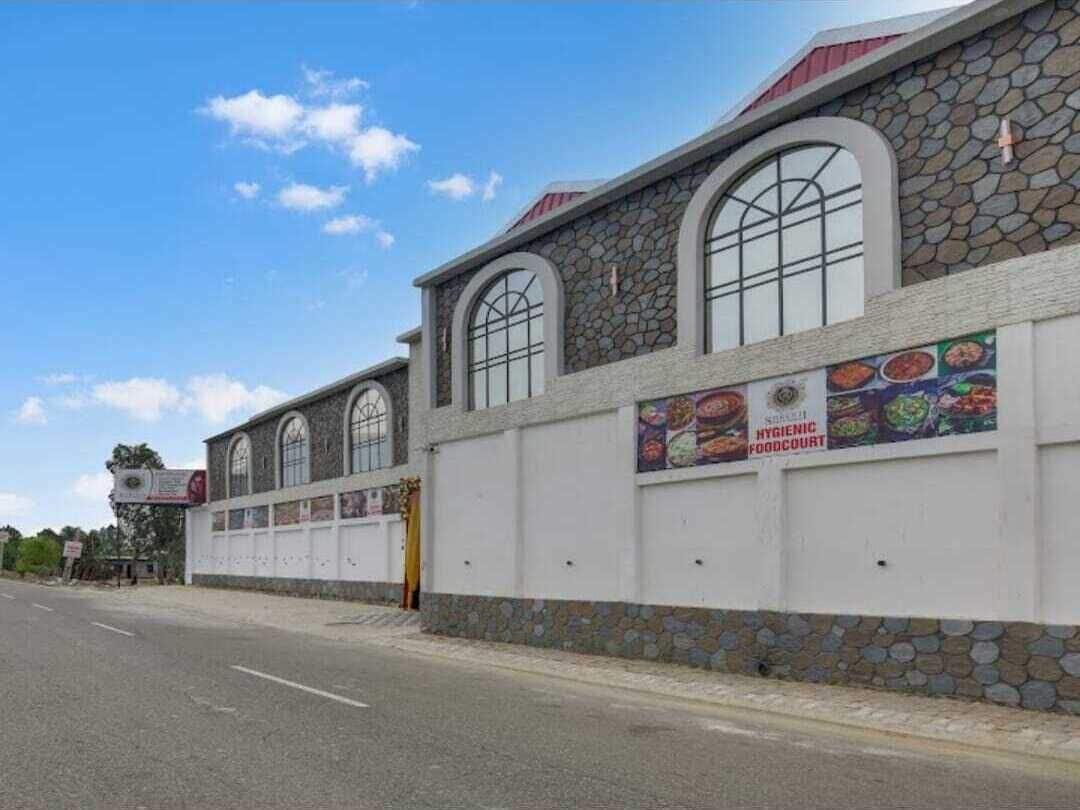 Vista Exterior Shree Ji Hotel & Banquet