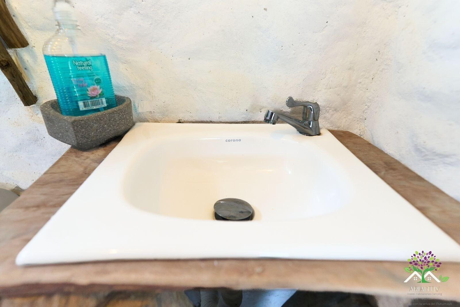 Equipamiento de Habitación ARIANTIY HOSTAL