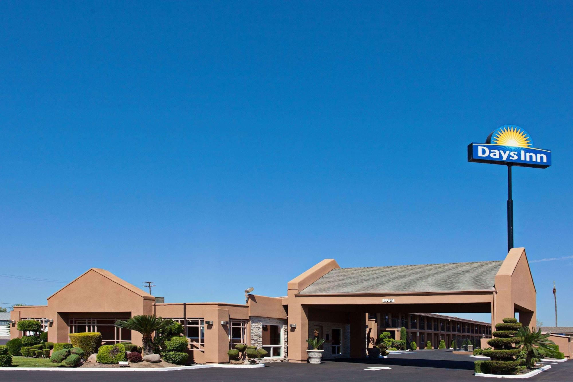 Vista Exterior Days Inn by Wyndham Chowchilla Gateway to Yosemite