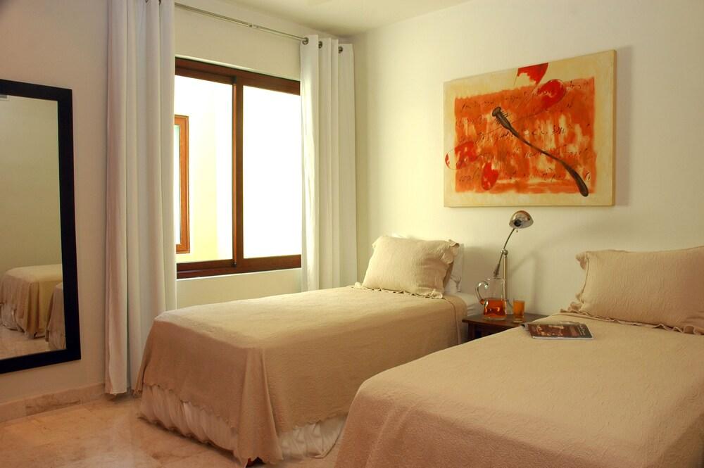 Hotel Maya Villa Condo Hotel