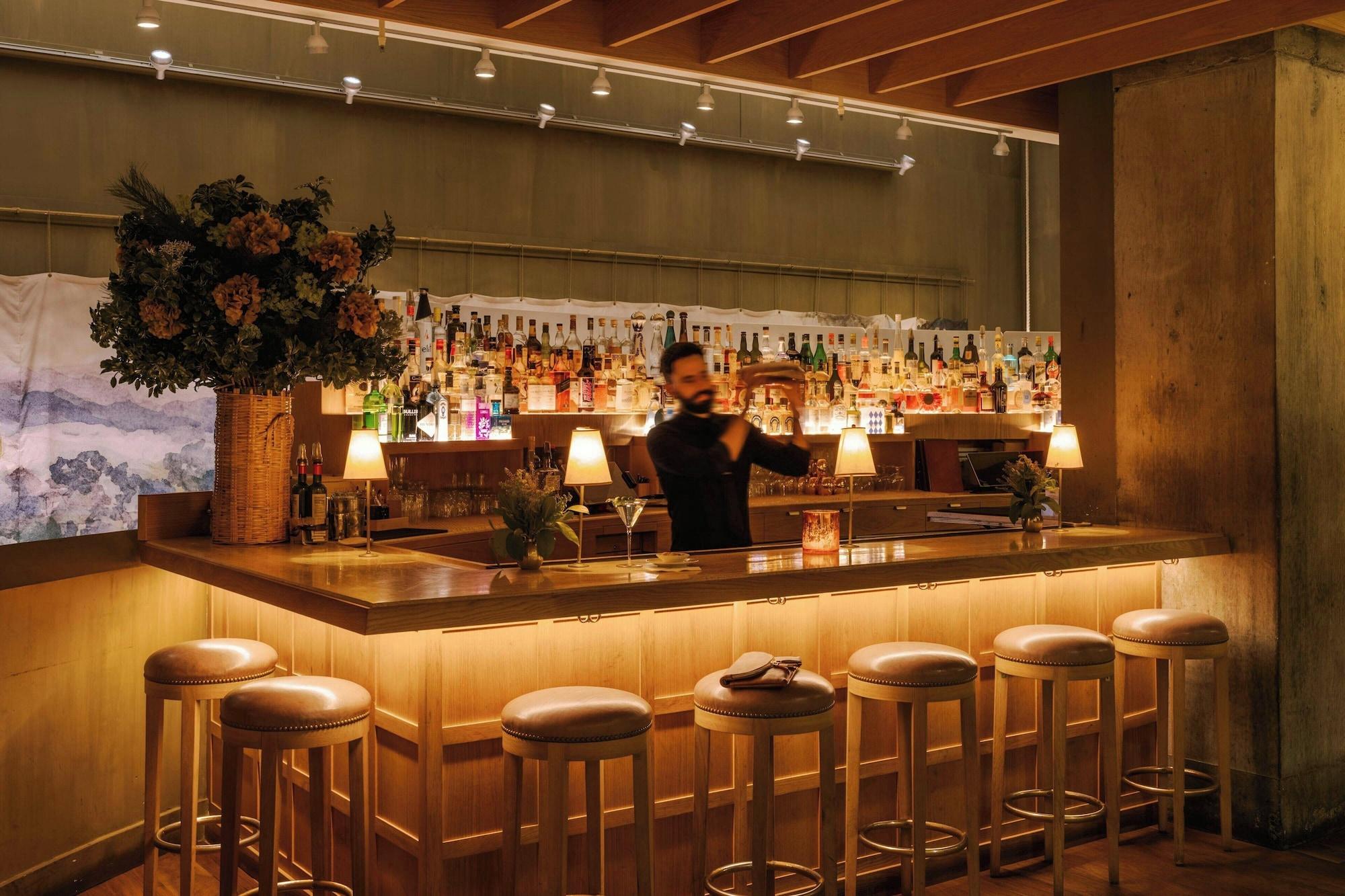 Restaurant Chambers Hotel Central Park South, Sonder by Marriott Bonvoy