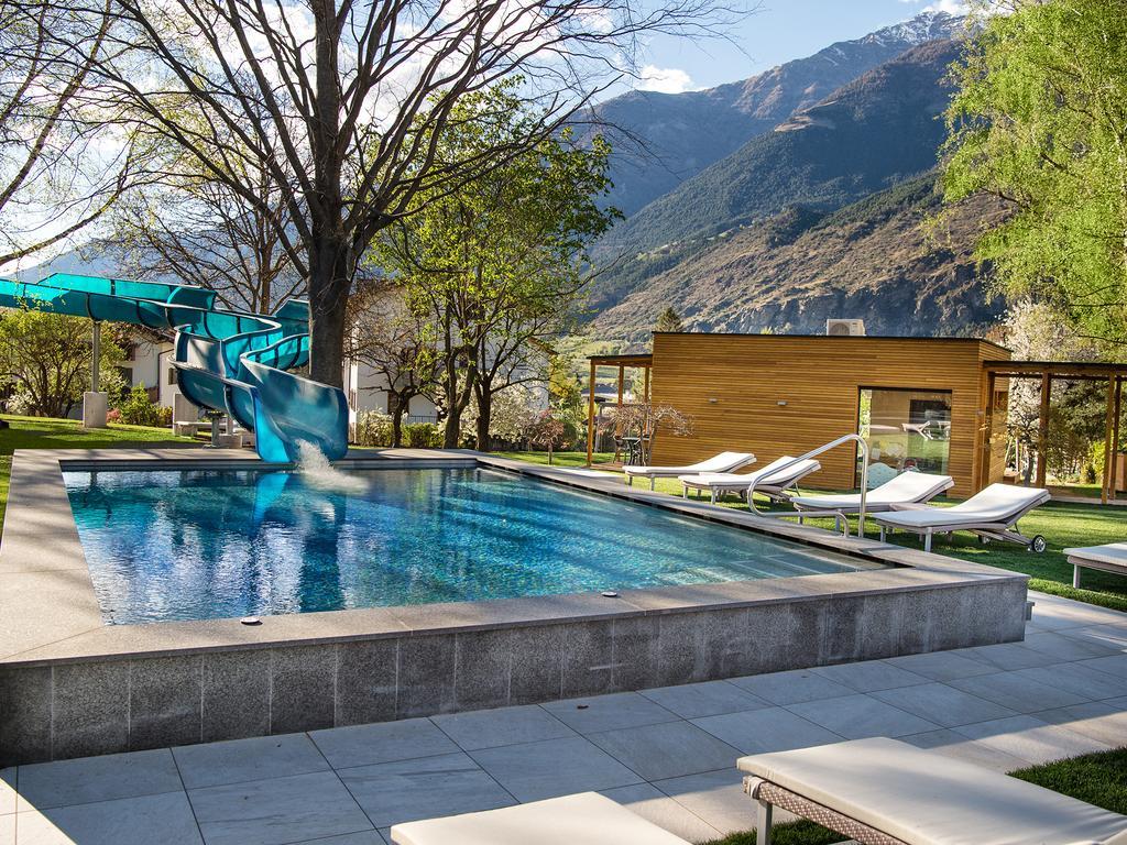 Vista Piscina Paradies