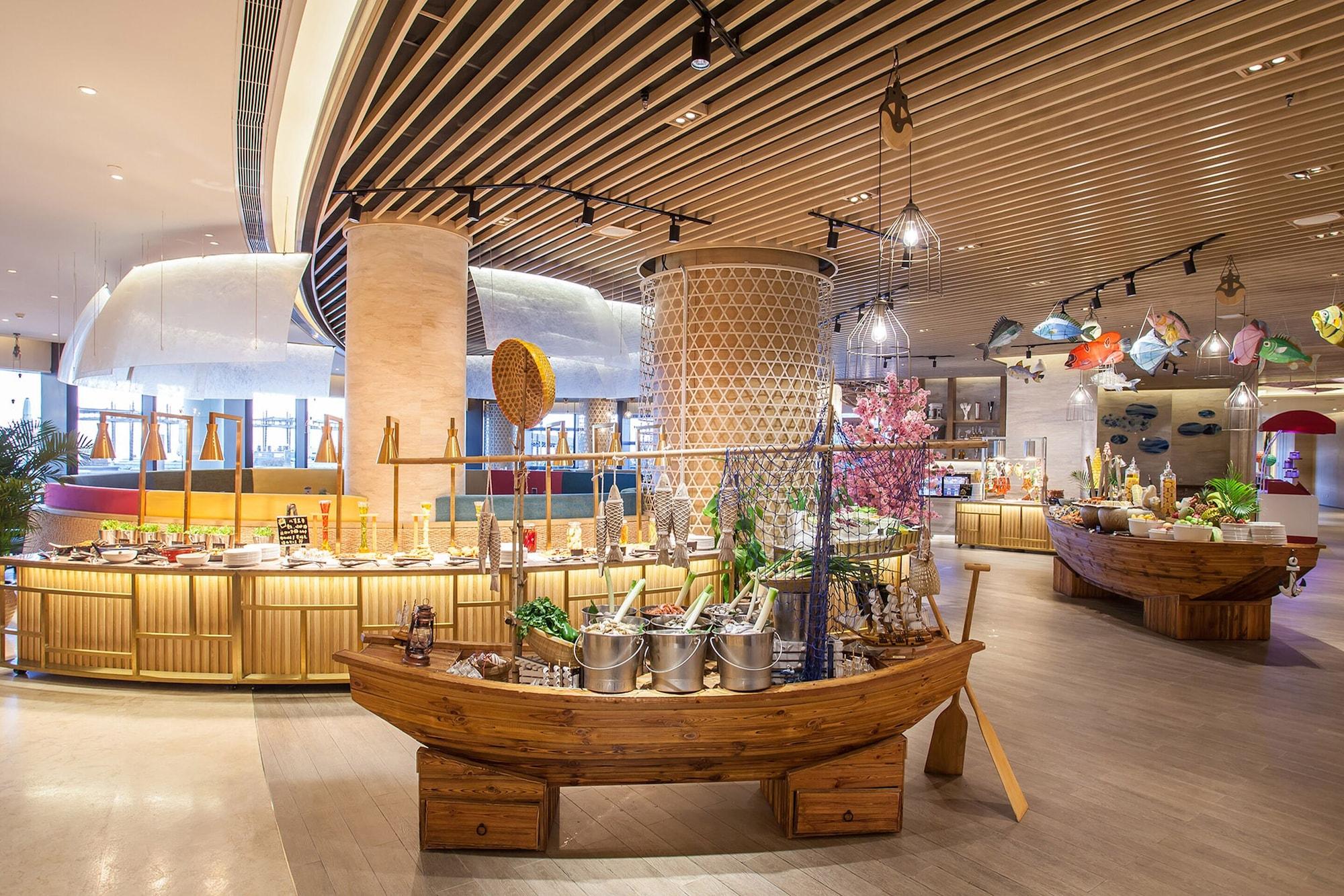 Restaurant Crowne Plaza Ningbo Xiangshan Sea View by IHG