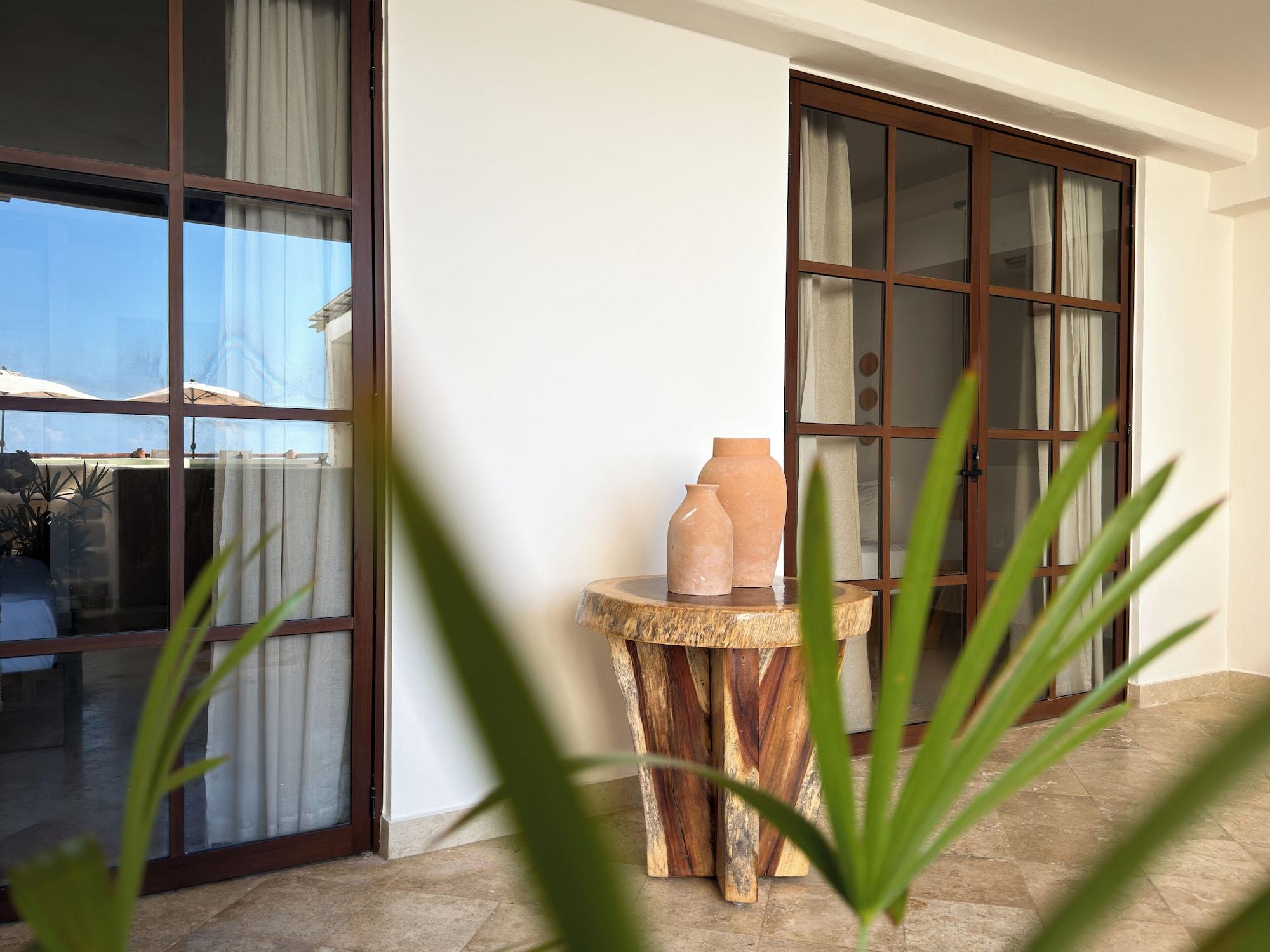 Vista Exterior La Palma Beachfront Hotel Boutique
