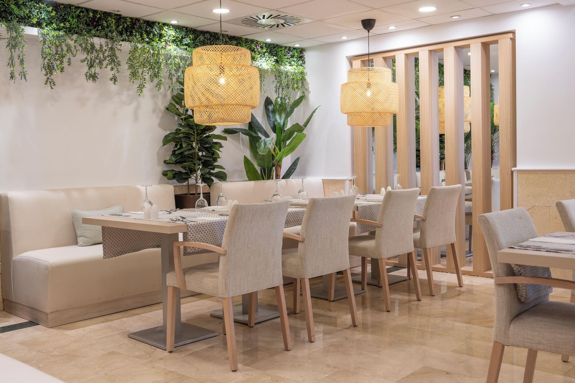 Restaurant Valentin Somni Hotels & Suites – Adults Only +16