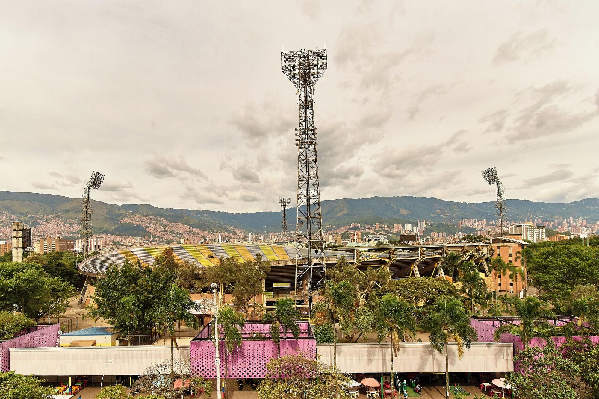 Vista Exterior Lexum by Bernalo Hotels