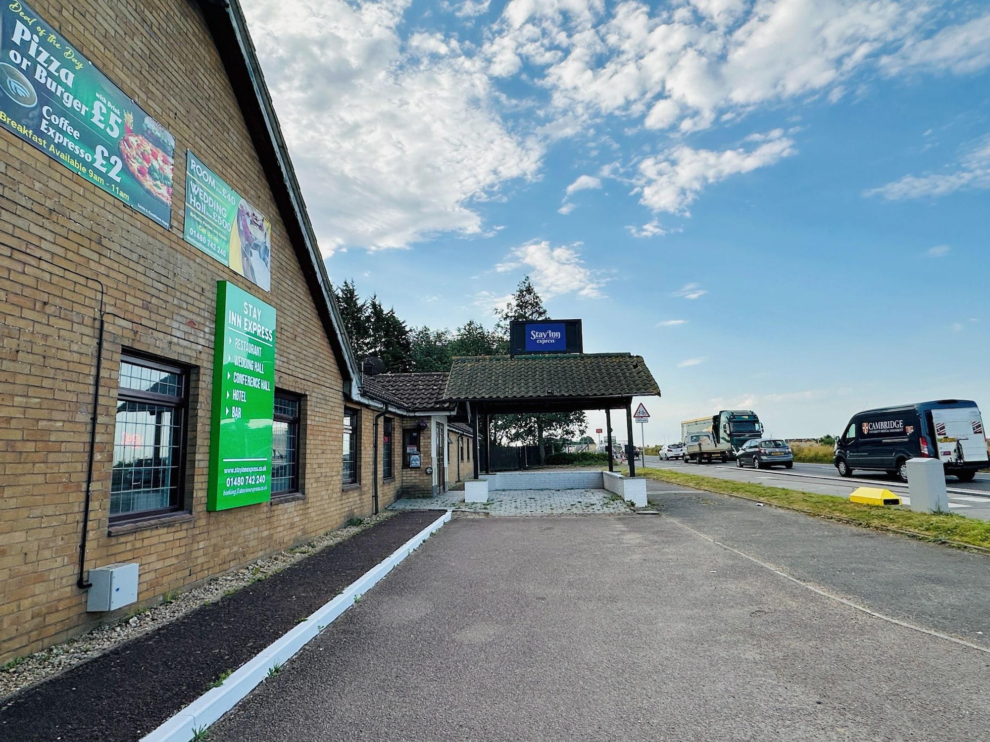 Vista Exterior OYO Stay Inn Express