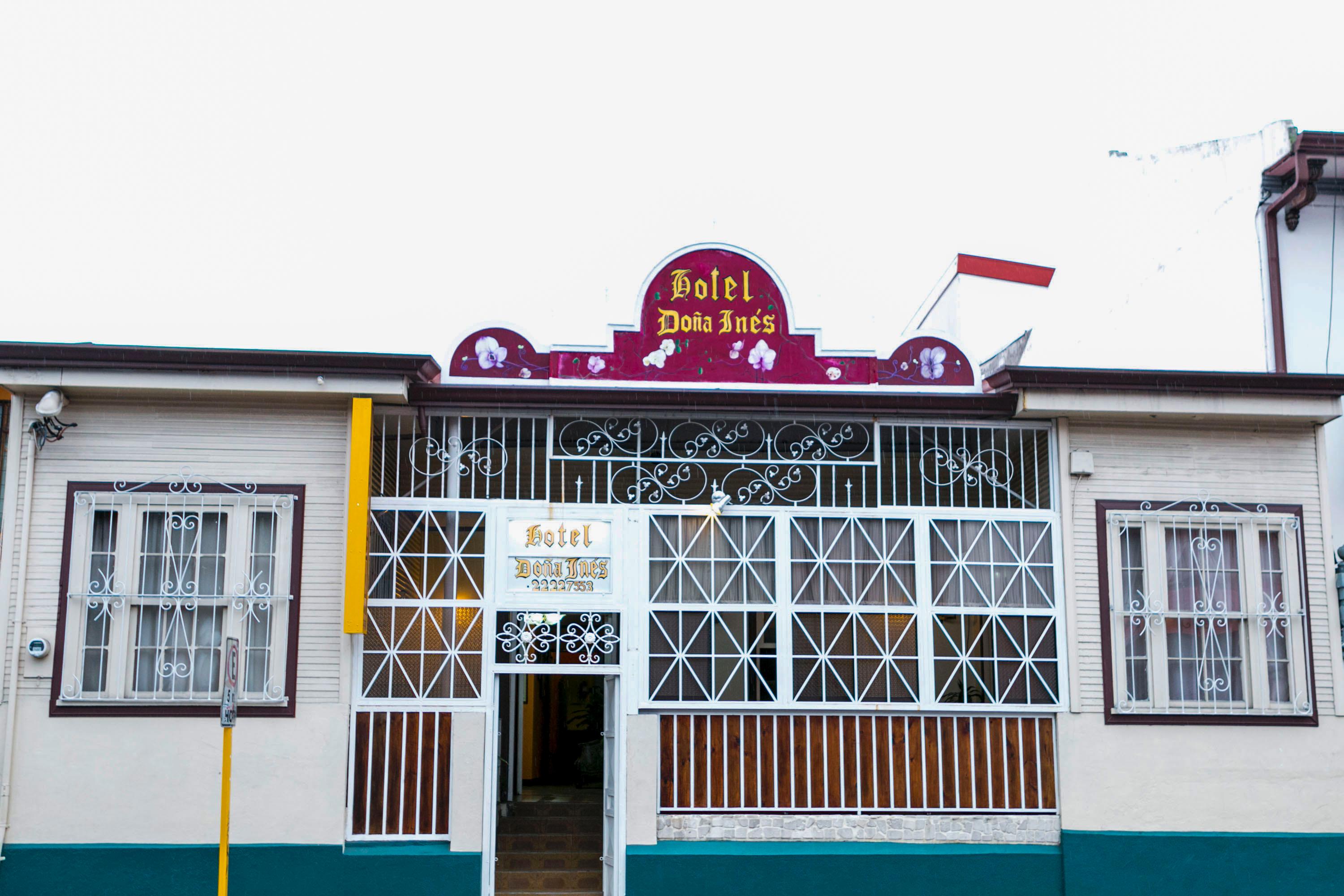 Vista Exterior Hotel Doña Ines