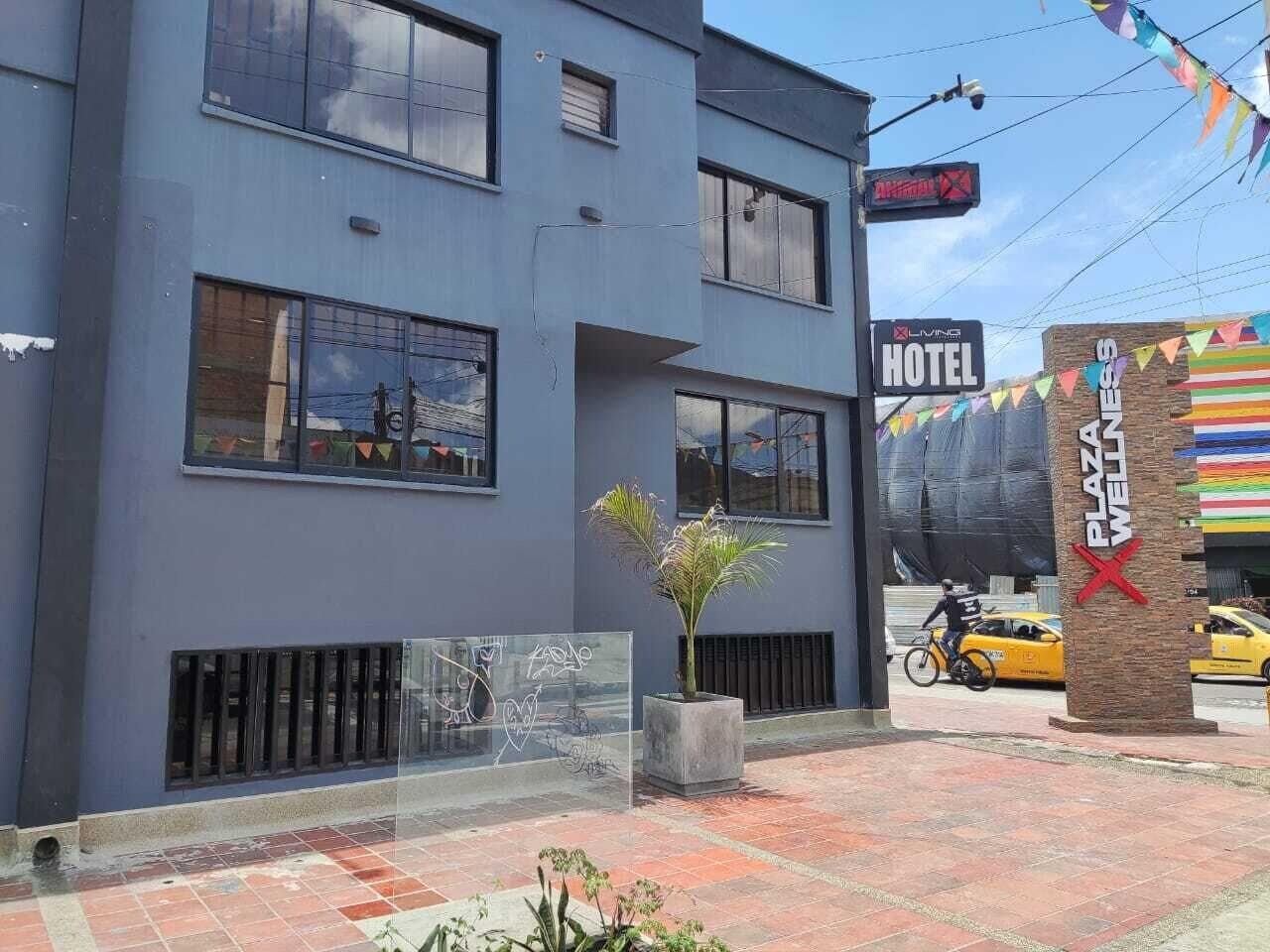 Vista Exterior XLiving Host & Rooms