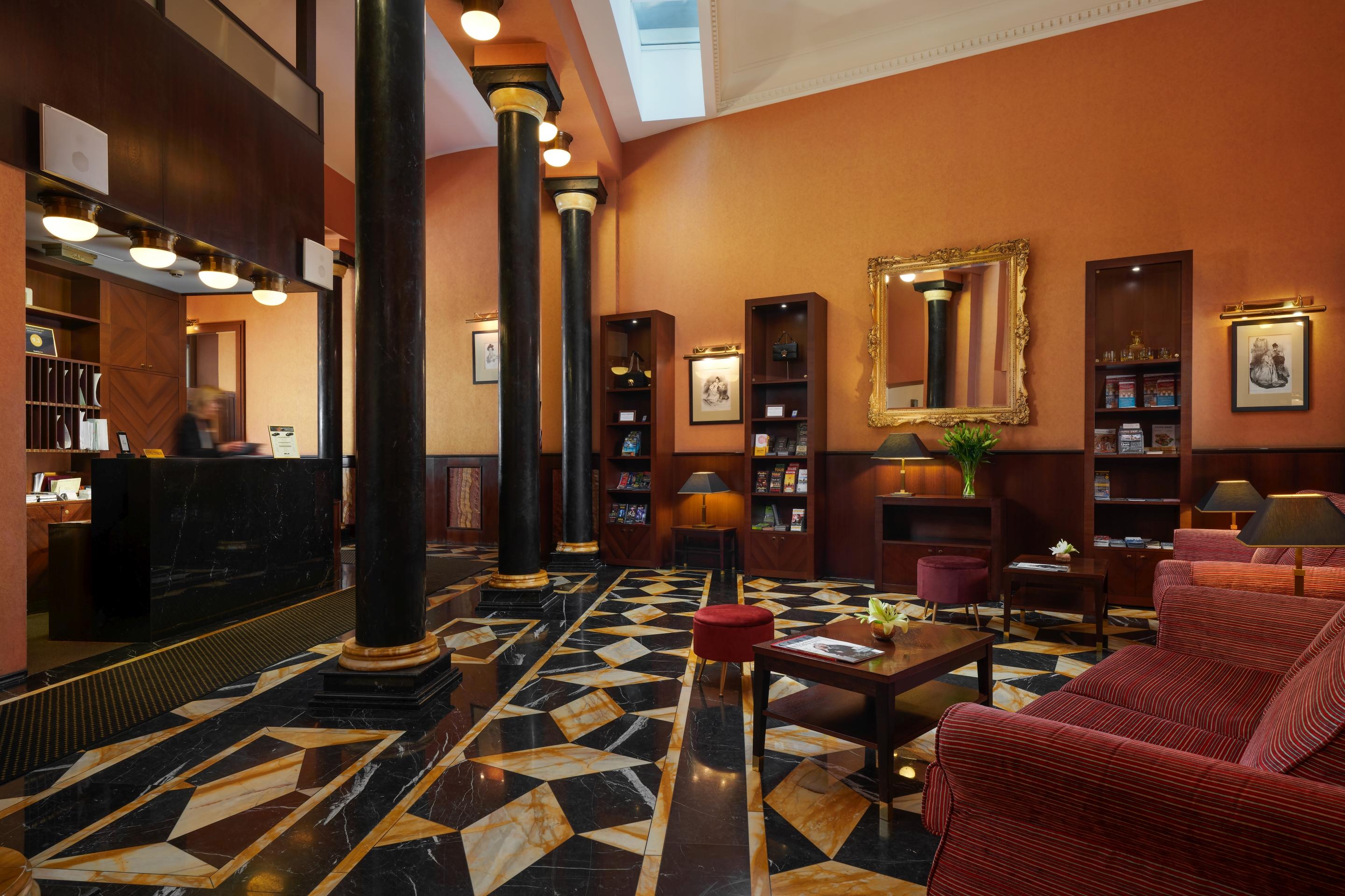 Vista Lobby Ventana Hotel Prague