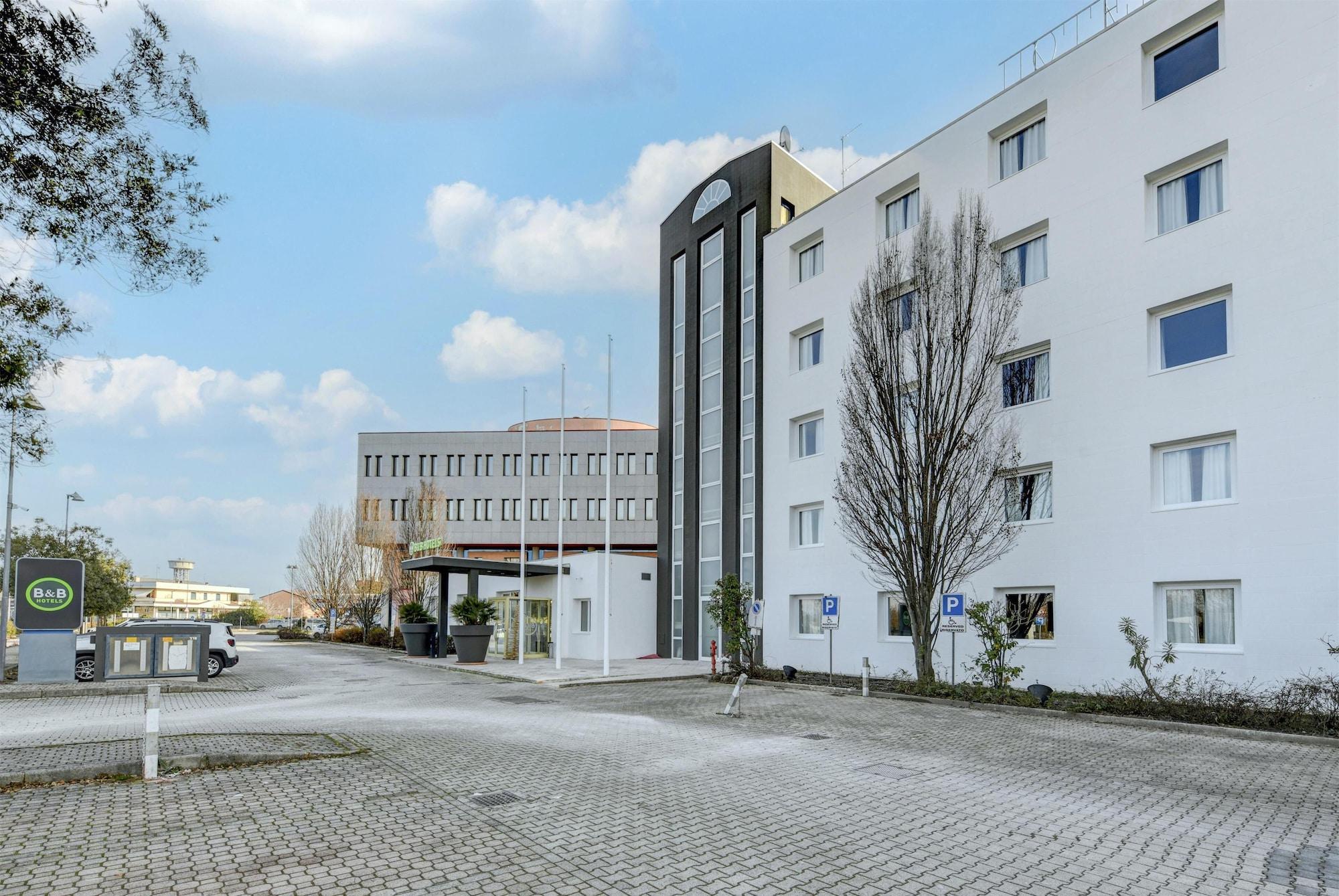 Vista Exterior B&B Hotel Quarto d'Altino