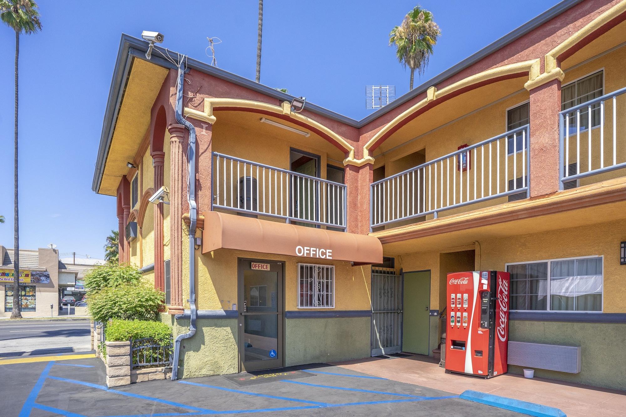 Vista Lobby Economy Inn Hollywood