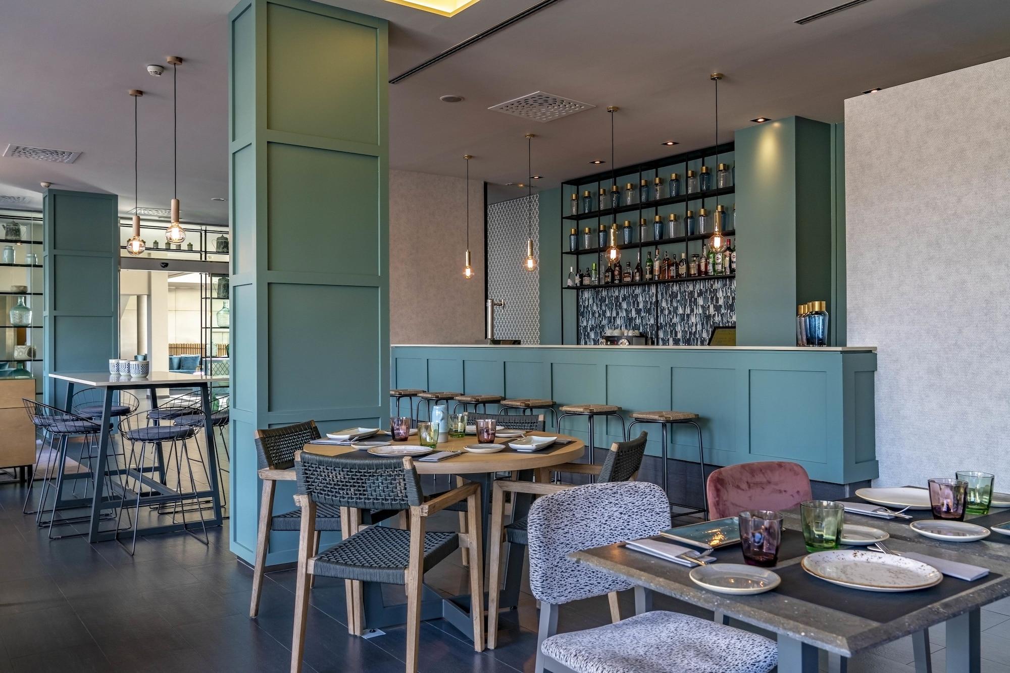 Bar/Salón Hotel Vincci Maritimo
