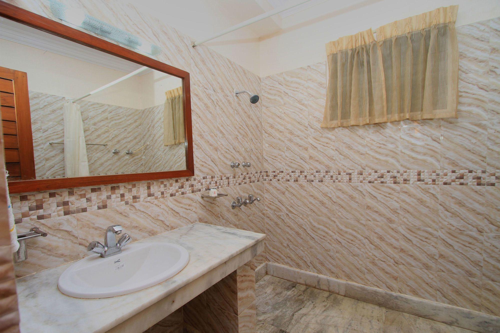 Equipamiento de Habitación OYO 10346 The Himalayan Inn